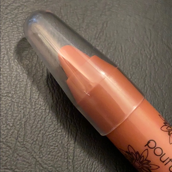 NEW: POP Pouty Lip Crayon - Barely Bitten - Picture 3 of 6